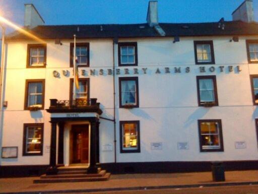 Queensberry Arms Hotel Annan Exteriör bild